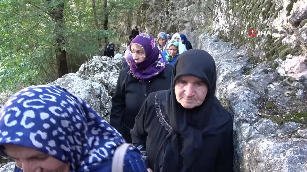 Amasya’da Köylü Kadınlardan Tarih Turu