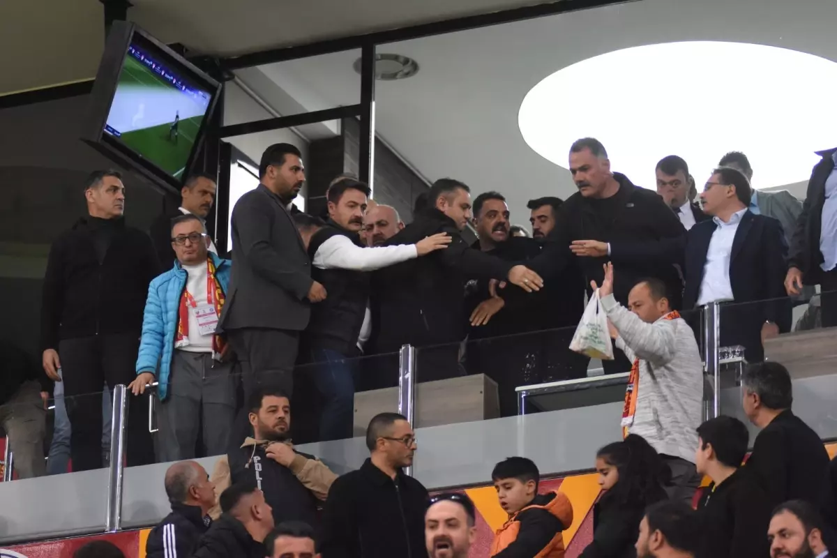 Çamlı: ‘İstifa diyenler Kayserispor taraftarı olamaz’