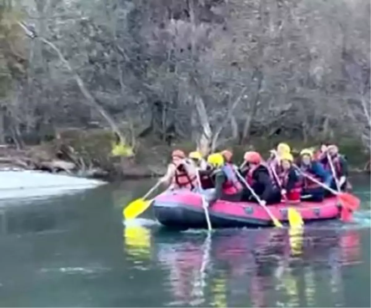 Tunceli’de Kadına Yönelik Şiddetle Mücadele İçin Rafting Etkinliği